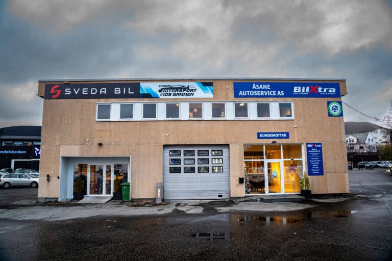 Detaljert bilde av Åsane Autoservice, et bilverksted i Åsane med fokus på bilreparasjoner og serviceanlegg.