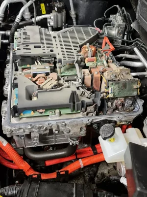 Elektrisk bilservice og reparasjon.